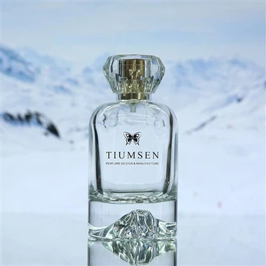 Sticlă pătrată de parfum